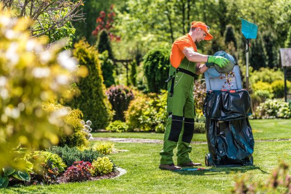 Lawn Cleaning Service in Zionsville